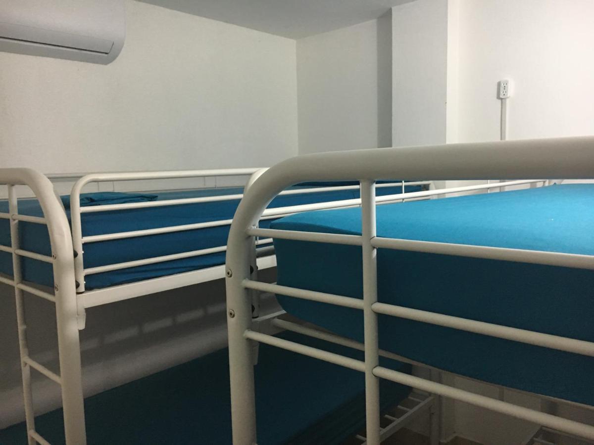 Armonia Hostel *